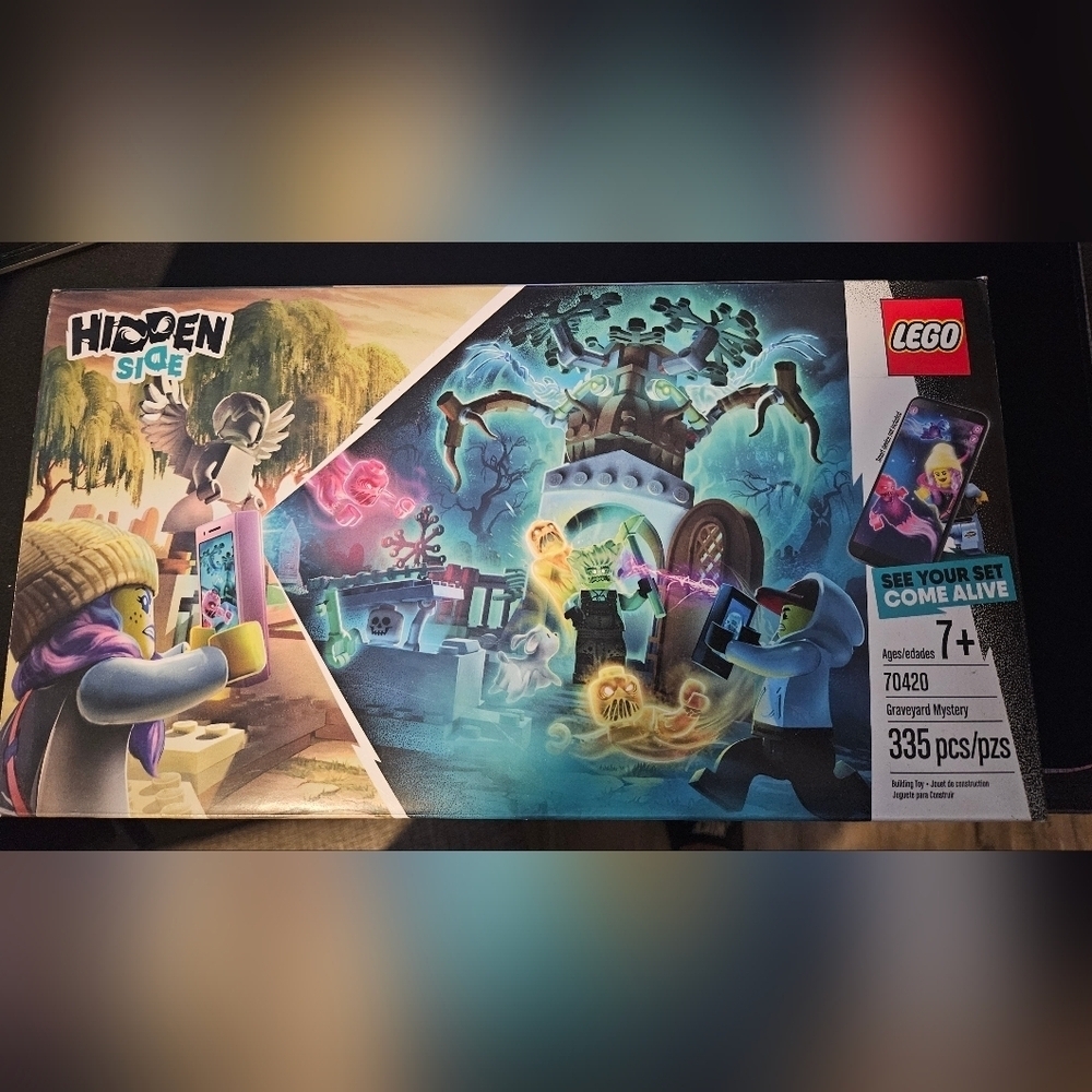 LEGO Hidden Side Augmented Reality (AR) Graveyard Mystery 70420 (335 Pieces)